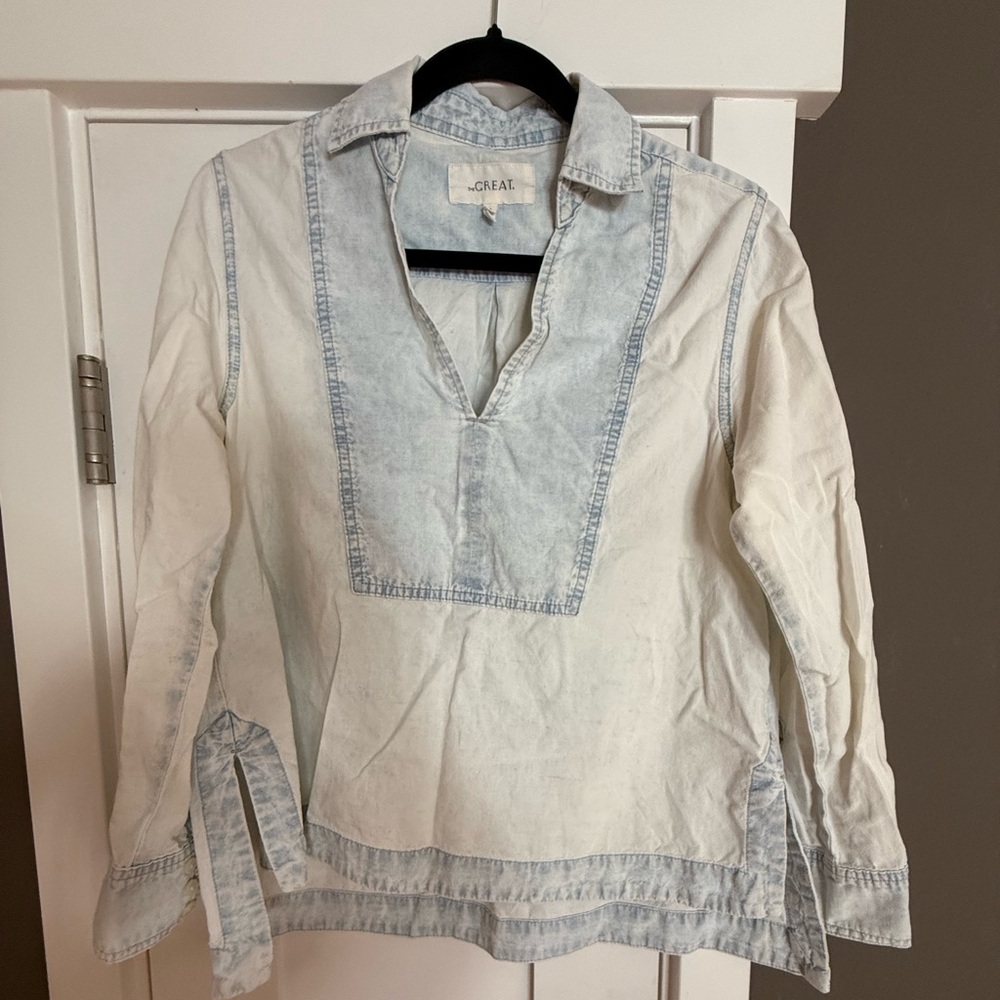THE GREAT. Chambray popover long sleeve relaxed fit top.